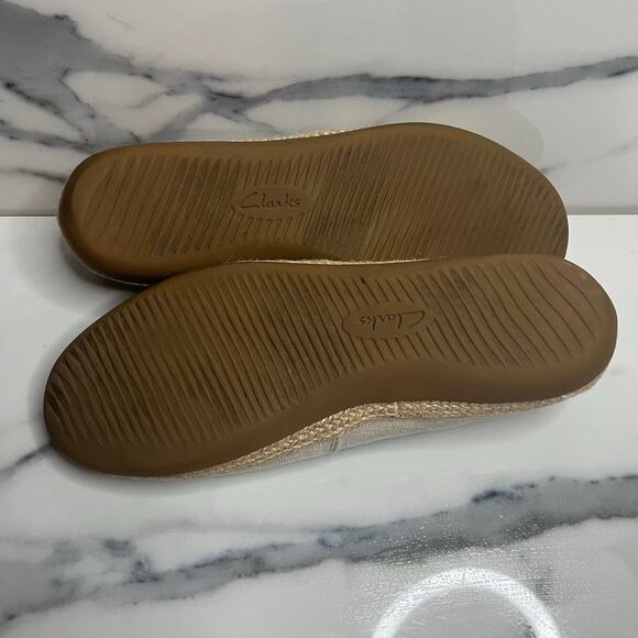 Clarks Women's Neutral Canvas Espadrille Danelly Sky Slip-On Comfort Shoes Sz 9 - Picture 8 of 8